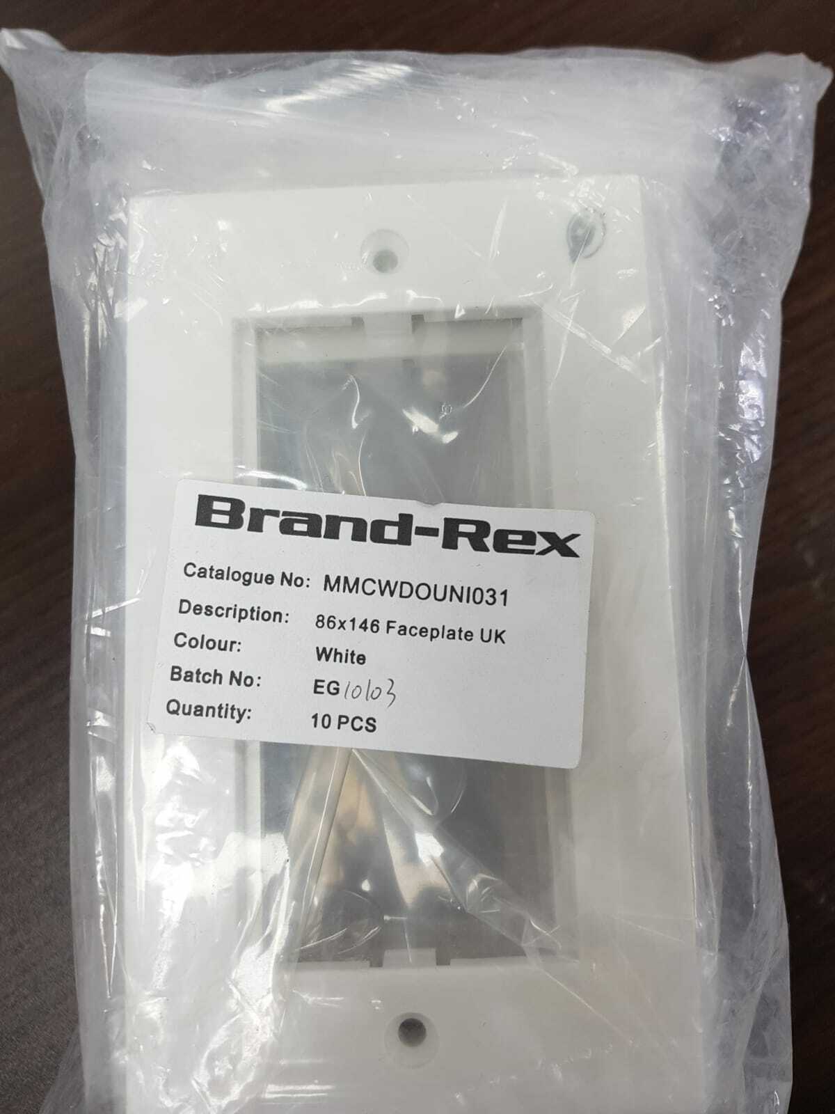 MMCWDOUNI031 Brand-Rex | 86x147mm double modular faceplate Cat5 2 Way Face Plate